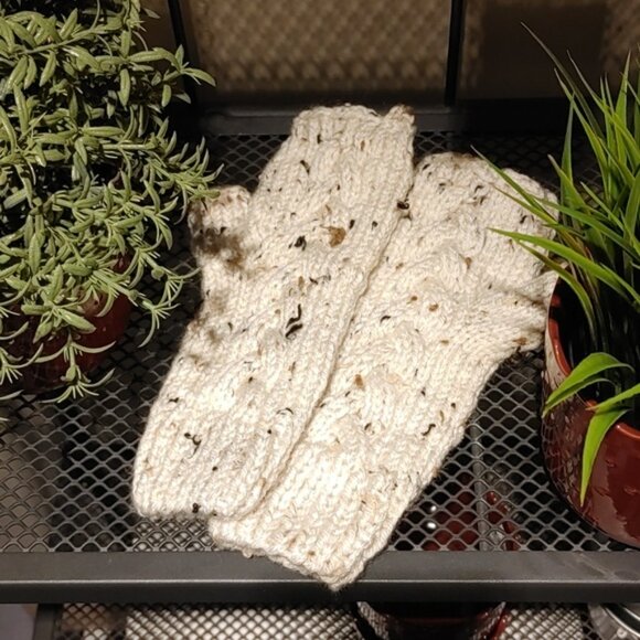 Handknit Fingerless cabled pattern mittens wrist warmers gloves ARAN TWEED - Picture 2 of 10